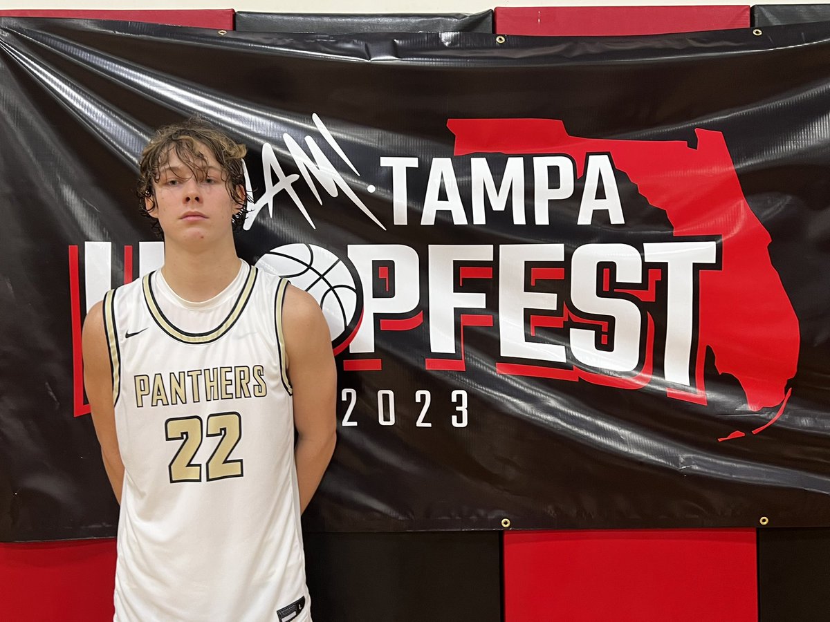 🏀Day 2 Game 5: 
Auburndale H.S. VS. Plant City H.S. 
——
At the end of the 4th Qtr: 
AHS  63
PCHS 50
——

⛹🏽‍♂️Lead scorer for AHS: #2 Kervin Knaggs — 27pts
⛹🏽‍♂️Lead scorer for PCHS : #22 Will Willard — 18pts