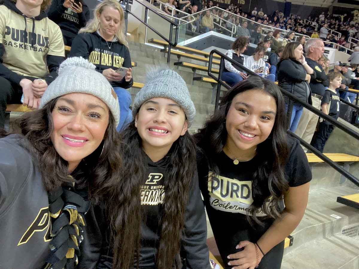 America_ram88's tweet photo. I ended 2022 at my future home @Purdue 🖤 #BoilerUp #AnotherYearCloser 🚂@CoachDeOliveira @PurdueCoachD @CoachMFrezzotti https://t.co/ppEvtQkKvG