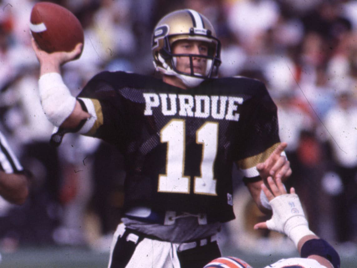Happy Birthday to legend (and Rams/Saints/Chargers) 