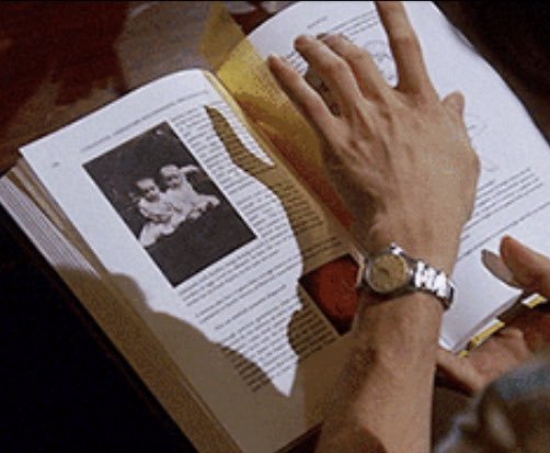 shadowscolIide's tweet photo. matthew gray gubler has the sexiest hands of any man alive and you cannot tell me otherwise https://t.co/TThVN2NDo4