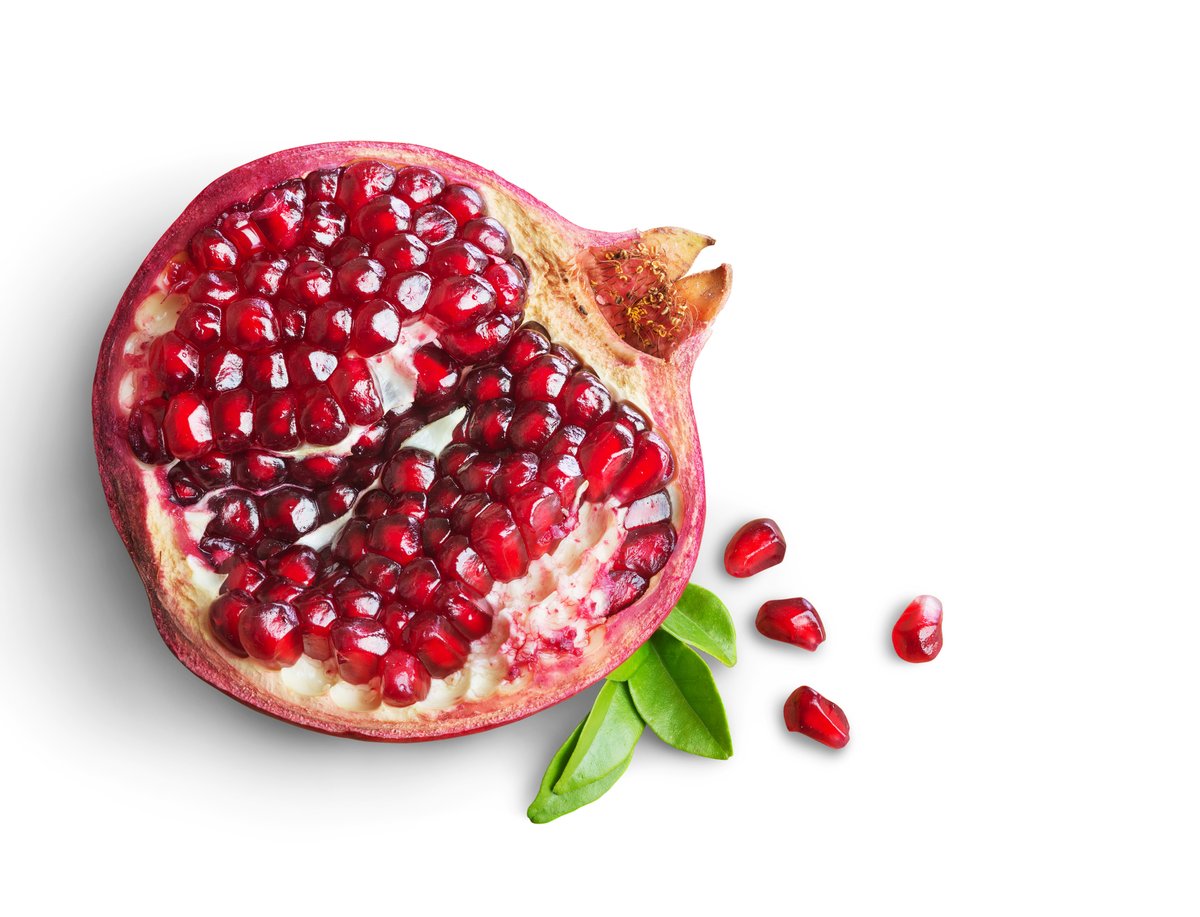 Poms are seasonal winter fruits that are unique in their ability to deliver numerous health benefits. Pomegranates are filled with antioxidants, vitamins and minerals. Specifically: antioxidants, antibacterial properties, anti-inflammatories, fiber and much more. #NewYearProduce