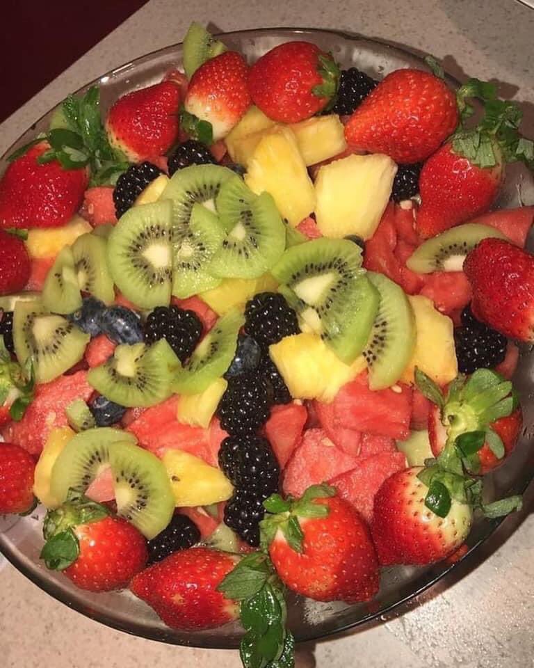 ️ on Twitter "RT layxsnv Fruits over candy any day 🍉😍"