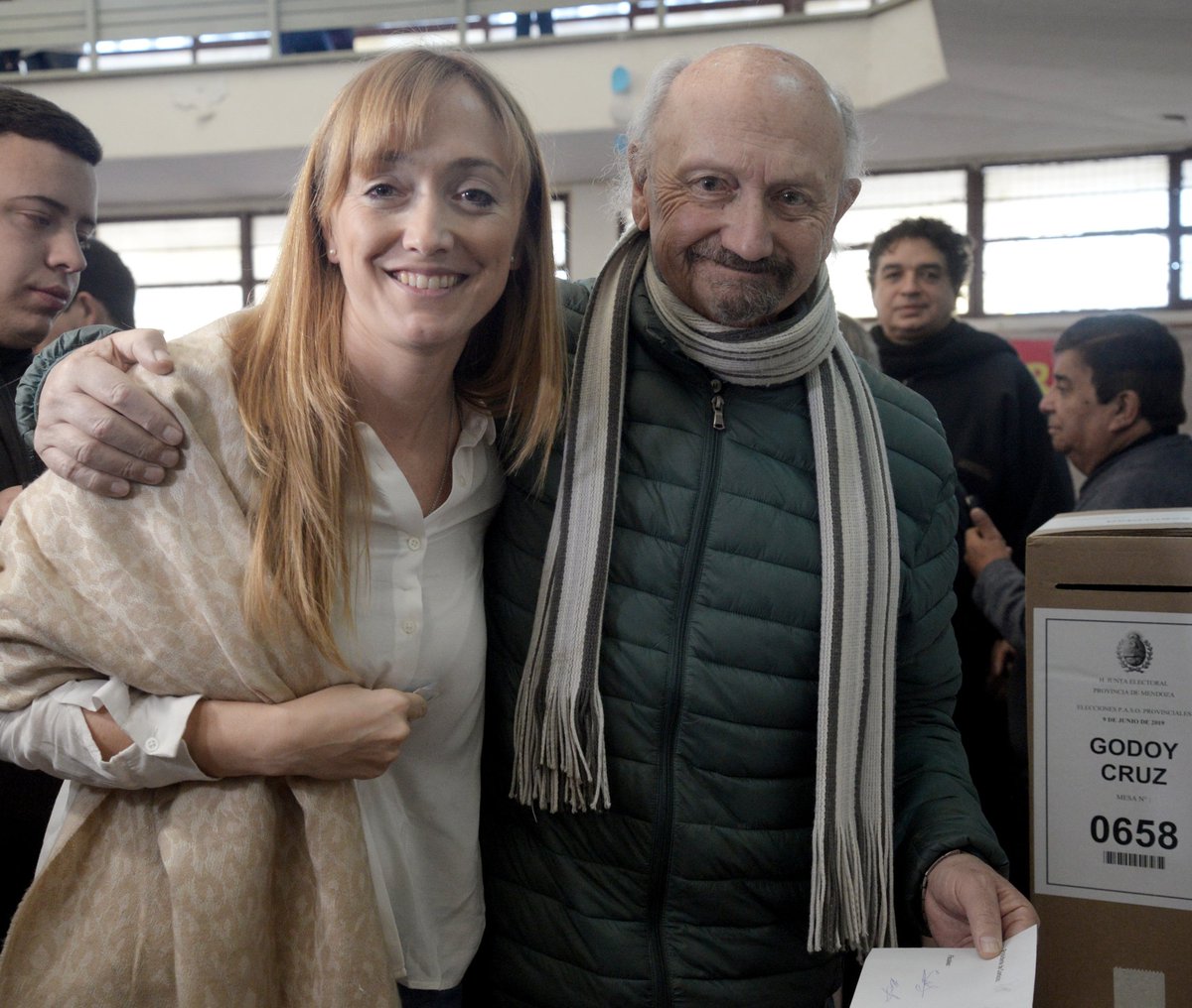 PJ_Mza's tweet photo. Lamentamos el fallecimiento del compañero Roberto Fernández, histórico dirigente del peronismo en Godoy Cruz y padre de nuestra compañera Senadora Nacional @anabelfsagasti, a quien abrazamos con fuerza.

Hasta la victoria, compañero ✌🏼 https://t.co/E8l9SFlUQY