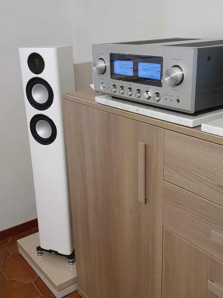 Berny2876's tweet image. #ELAC CARINA FS 247
e 
#LUXMAN

Che accoppiata 🤩🚀