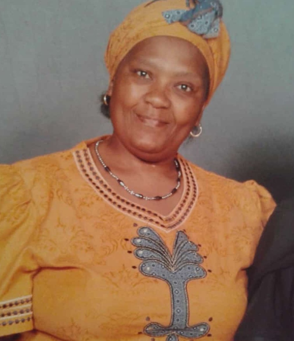 Happy Birthday to my beautiful Queen Mother in heaven ♥️🕊️..I love you so much Mom♥️♥️♥️