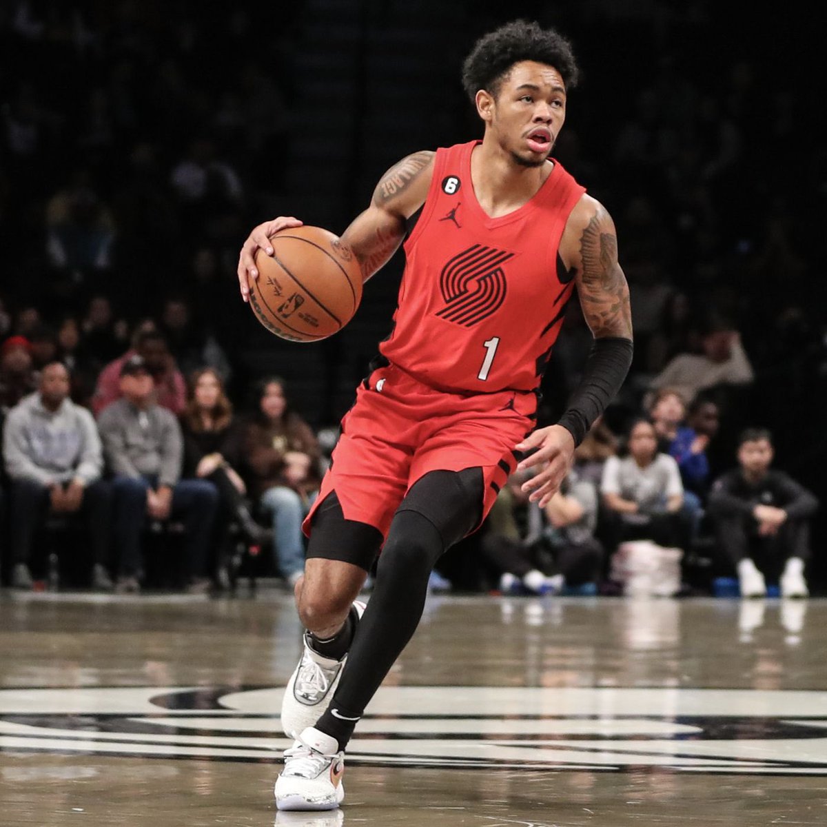 blazers_palace's tweet photo. During the last two seasons, Anfernee Simons has made the most three-pointers (311) out of any player from the 2018 draft class. Surpassing Trae Young, Luka Doncic, Mikal Bridges, and Gary Trent Jr., among others

Sniper @AnferneeSimons 🐜☄️ https://t.co/AknEDaEkcR