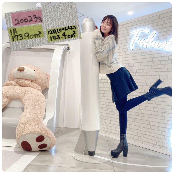 Twitterのコスプレ画像32