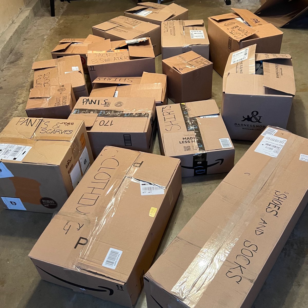 The donations from our SWV Annual Winter Clothing Drive are all packed, and ready to be shipped off and distributed to those forcibly displaced by war. Thank you to everyone who contributed! 

#winter #war #refugees #SpartansforWarVictims