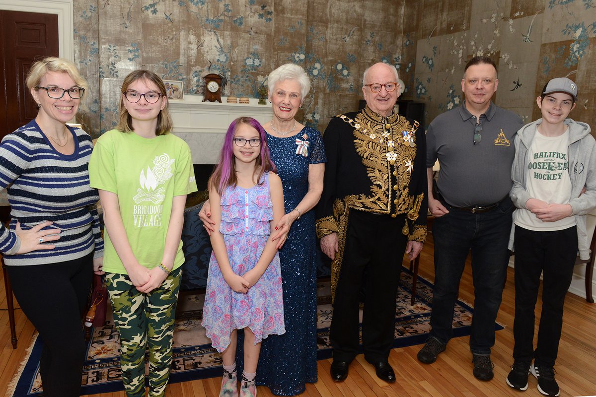LtGovNS's tweet photo. Gov House was open to the public for the New Year's Day Levée on Jan 1st. Nova Scotians had the opportunity to exchange greetings with Their Honours while enjoying treats at the oldest vice-regal residence in NA. View all event photos: https://t.co/zEPh0Fp6sy
#NovaScotia #Halifax https://t.co/OfS1jPP2v3