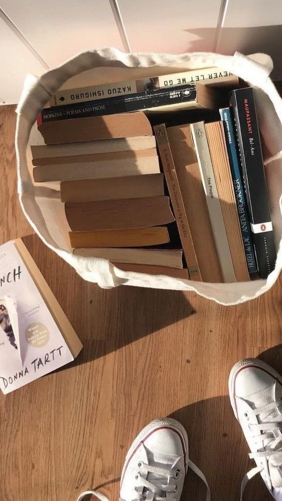criada1d's tweet photo. Livros lidos em 2023🔖
 -a thread https://t.co/r8fH68sdoy