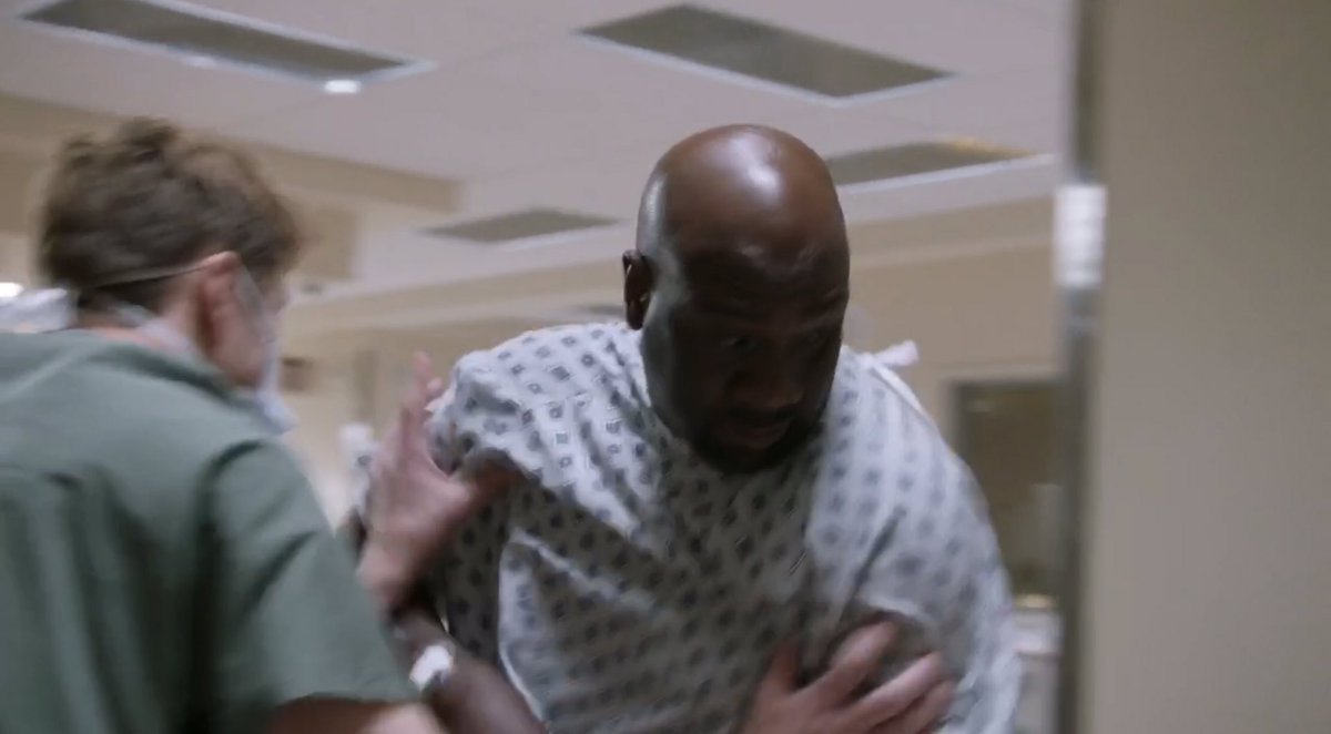 Emily8174's tweet image. The men in charge in #TheRookie universe trying to be heroe
s in hospital gowns! #TheRookieFeds