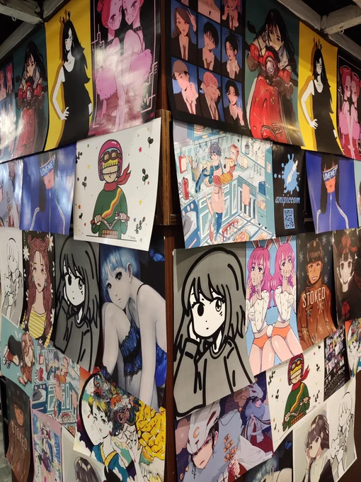 ガールズイラスト展とても良き内容でした県外の方とも交流出来たし、初めての出展の人もお客さんと交流してたし、筑紫珠楽さんも来てくれたり、最終日は原画もお嫁にいきましたありがとうございますありがとうございます年始からよいスタートになりました 