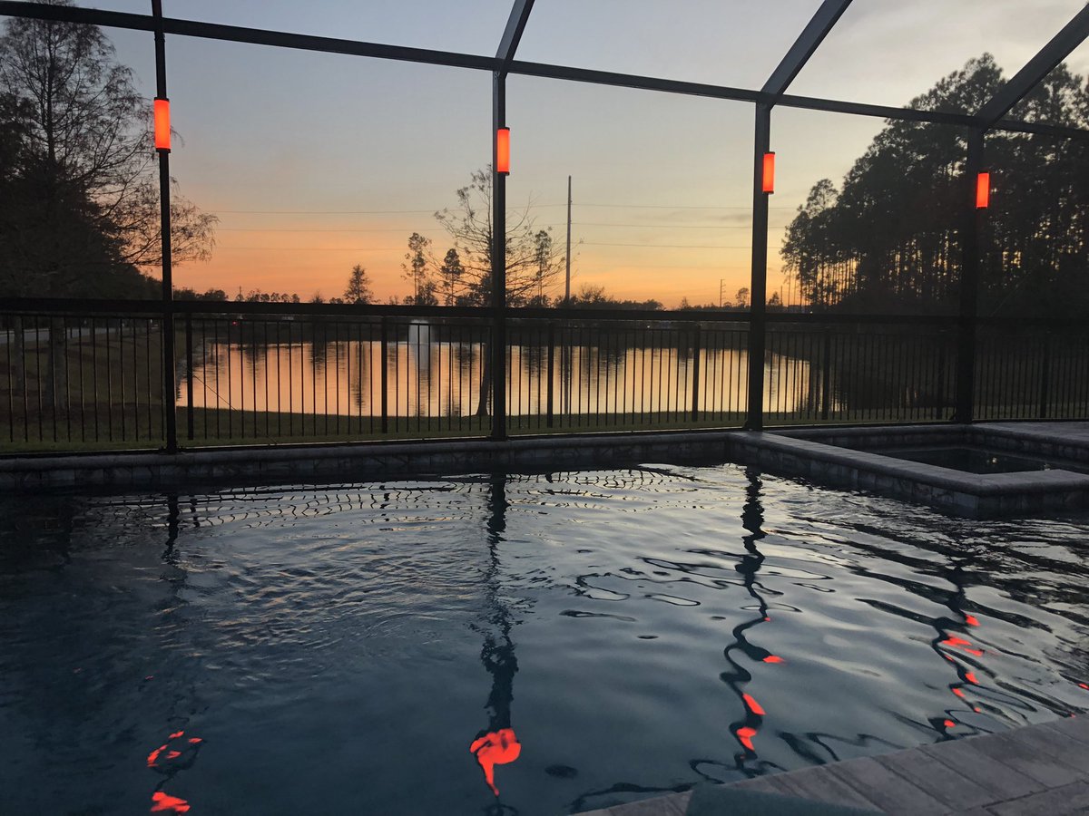 Peaceful &amp; 80s.  #snowbirds #travelingnurse welcome