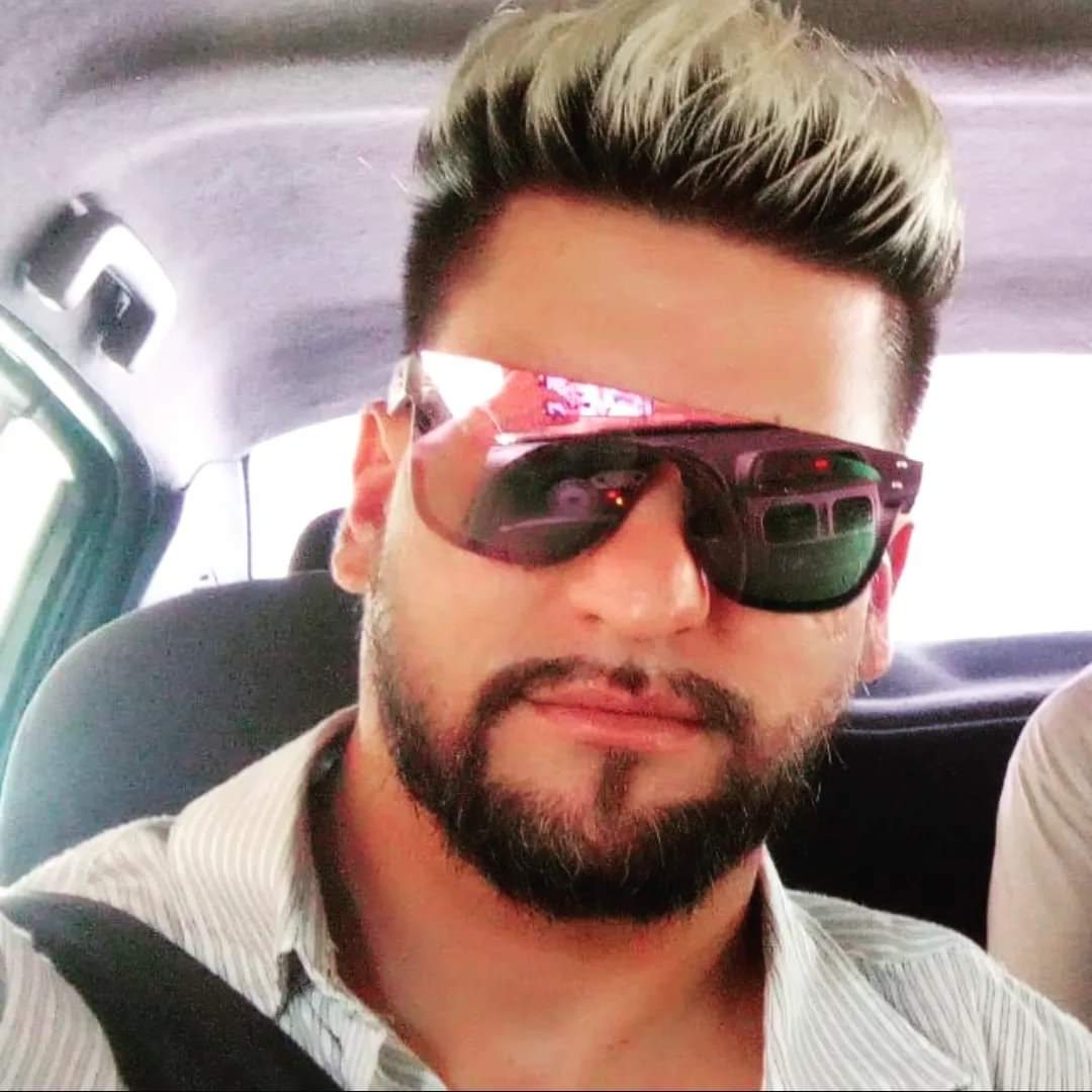 LeandroKochan's tweet photo. #poliamor #pride #amorproprio
#gaysp #gaypoliamore #lovegay #gaylovers #braziliangay #trisal #lovegaypoliamor #instagay #gayriodejaneiro #gaysaopaulo #gaypaulista  #gaycopacabana  #gaypride #gaybuzios #gaycabofrio #gayarraialdocabo #gaycristão  #balada #valorize https://t.co/uhor6UrbnI