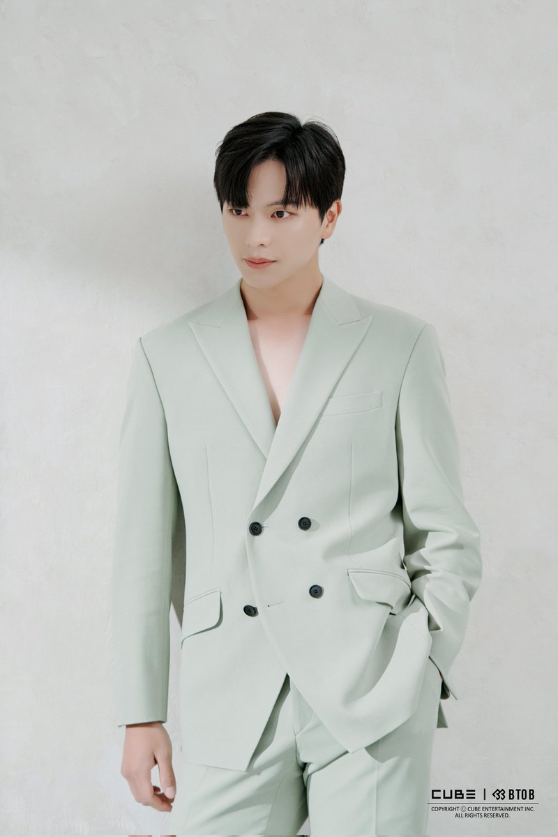 meloqueenB's tweet photo. YOOK SUNGJAE.
This is not my baby yook 🥵🥵 https://t.co/1zzlh9E3w5