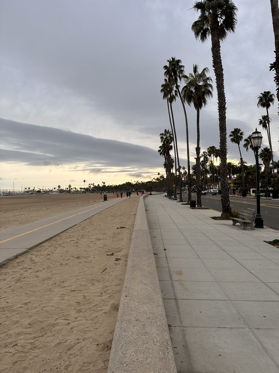 krissalpr's tweet photo. Santa Barbara, California https://t.co/l8bZU5G7O3