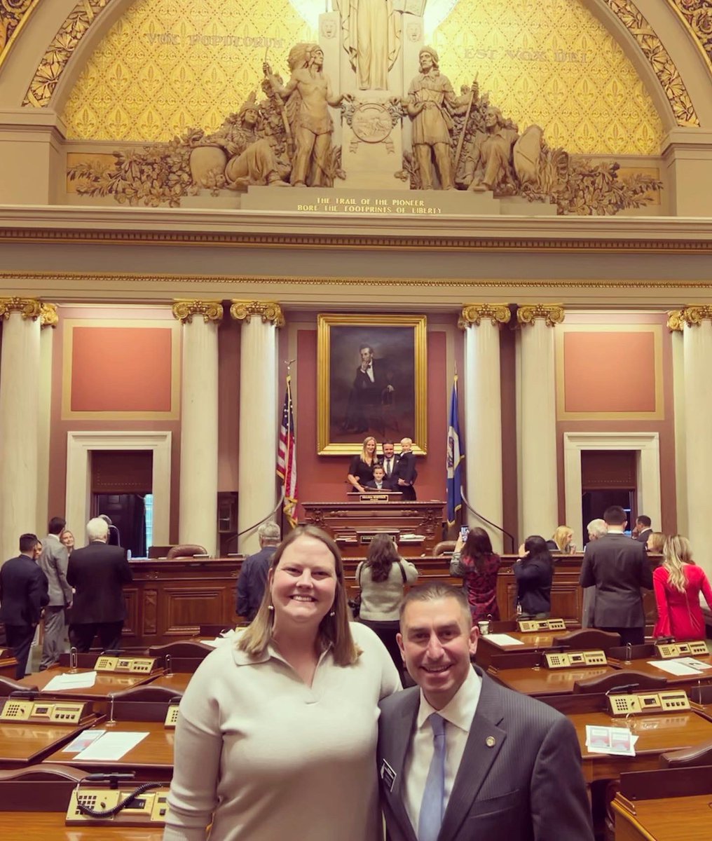 skellerrr's tweet photo. Hell of a way to kick-start the new year โ it was both an honor & an absolute joy to be present to see (freshman ๐) Rep. Josiah Hill get sworn into the MN House! ๐๐ผ #HillYES
Today left me feeling so damn hopeful for the future of MN! #DemTrifecta #LFG https://t.co/YCCLVPS6Vi