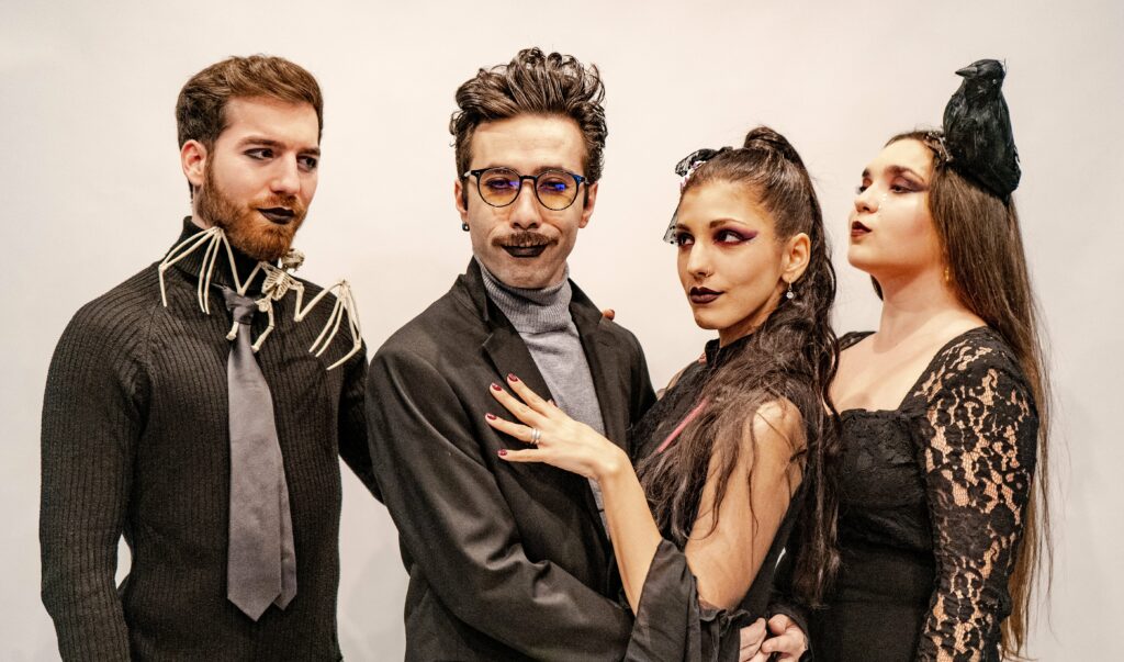 theatromanis's tweet photo. Είδαμε την πολύ καλή παράσταση  "Παρασκευή &amp; 13" στο Nous - Creative space
https://t.co/mqgPjfbCef https://t.co/DzwKiCJz55