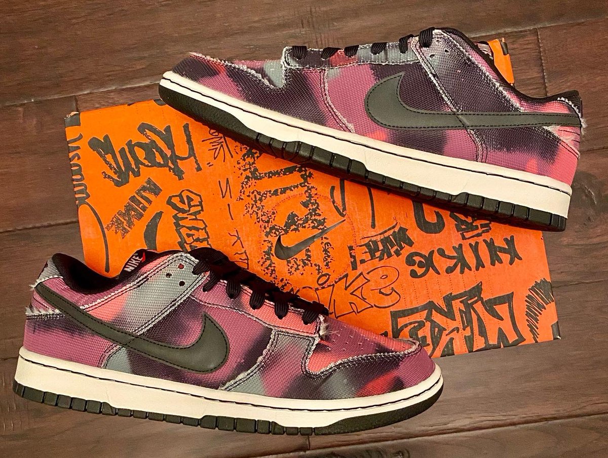 mltrujillo31's tweet photo. Thanks to my amazing MIL, my Graffiti Nike Dunks came in! https://t.co/zV03BbJc7a