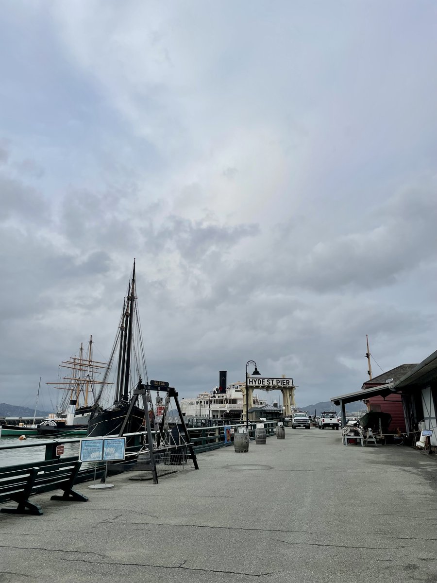 SFMaritimeNPS's tweet photo. Heavy rain and high winds starting early tomorrow. Hyde Street Pier and Maritime Museum will be closed Wed, Jan. 4 and Thurs, Jan. 5 for visitor safety and protection of park resources. The Visitor Center will be open Wed and Thurs, 10am to 5pm. Please plan ahead and stay safe! https://t.co/sFjfuUJqGU