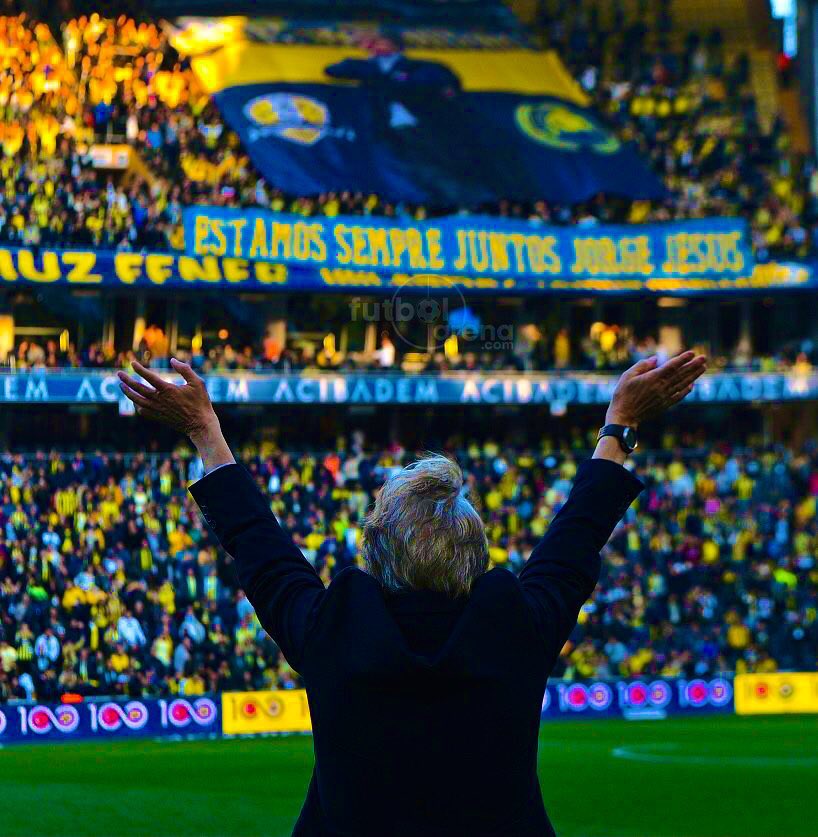 Bu ülkede ya Fenerbahçelisindir ya da Fenerbahçe düşmanı.