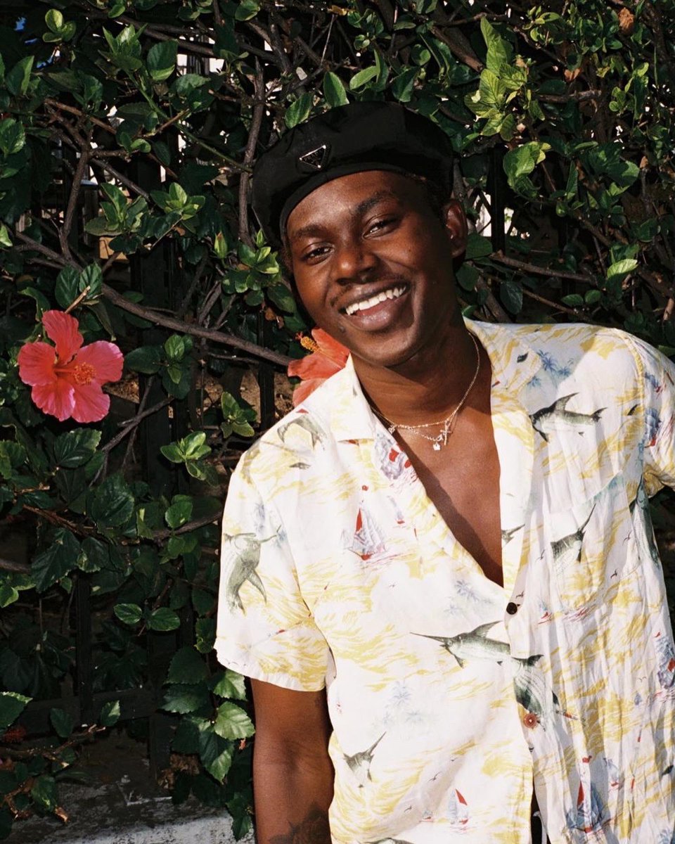 Theophilus London been missing for 6 months and just now being reported is crazy. Hope he’s safe