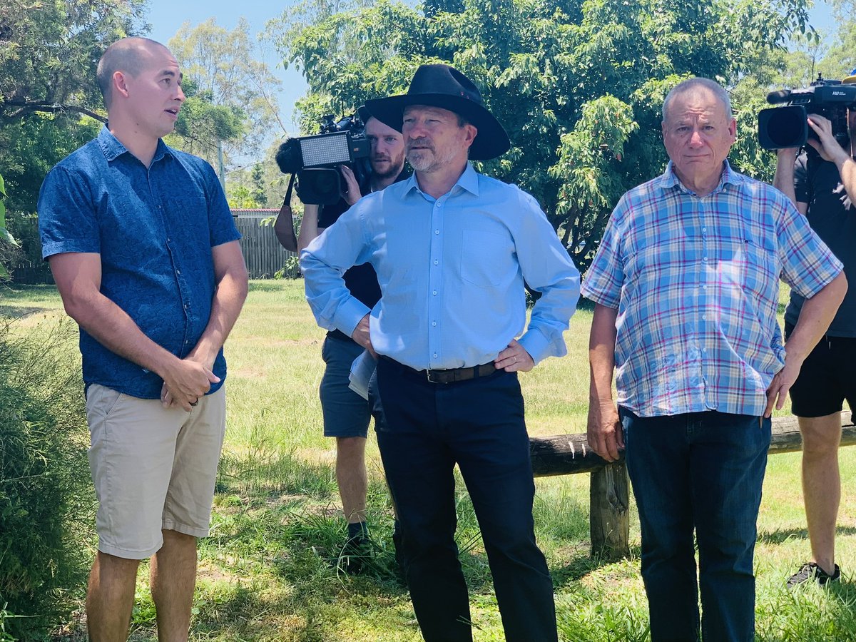 GrahamPerrettMP's tweet photo. Rocklea local Luke and his family were devastated by the impact of flooding back in February last year. 
Thanks to the Australian and state government’s Resilient Homes Fund, we’re buying back Luke’s flood-damaged home so he can move out of the flood zone. #Moreton @MurrayWatt https://t.co/pUt1Ok98e0