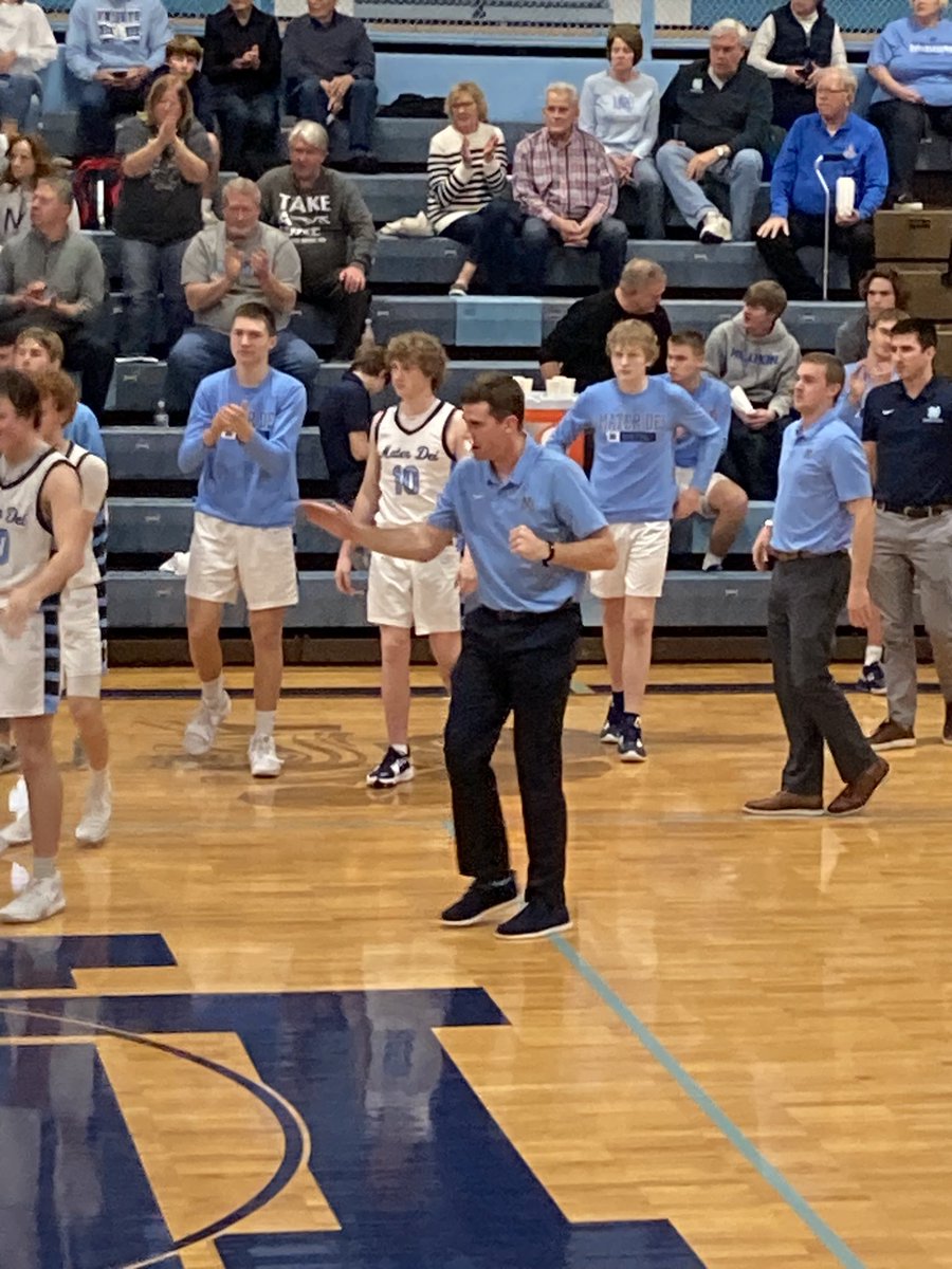 MDCatholicHoops's tweet photo. Not the most ideal time to get a bloody nose as time expires in regulation, but we’re going to put some tissues in there and keep fighting! #RallyNoseBleed? https://t.co/tEskEyuChD