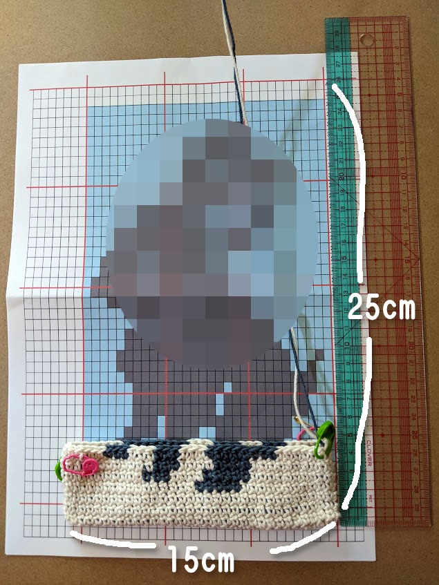 m_chan_handmade's tweet photo. 1目の縦横比を間違っていたのでほぼ実物大の編み図に作り直しました。今回は縦横比は1.3：1でした。だいたい縦が2～3割長くなりますね。すじ編みと同程度かな。#斜行しない細編み　#編み込み　#かぎ針編み #ExtendedSingleCrochet #エクステ細編み https://t.co/47i8ebL1yV