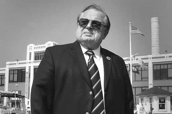 AnilSural's tweet photo. ABD'nin tarihi şehirlerinden Alexandria'nın sahilini bir Türk'ün planladığını biliyor muydunuz?

Başkent Washington’a komşu Virginia'nın Alexandria sahilini Mimar ve Şehrin Planlayıcısı Engin Artemel tasarladı

Ortaköy'e benzetmek istemiş

Artemel 2020'de (81) vefat etmişti https://t.co/F1NozLRdjE