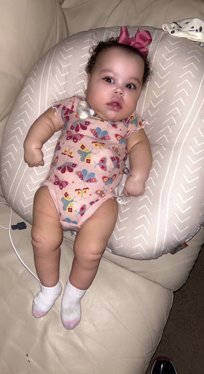 leaaahrenayeee's tweet photo. me &amp; my creation 💕🌎 https://t.co/9td2PIzP68