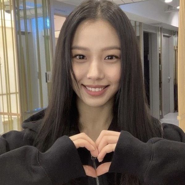 pangpairpang's tweet photo. 고민시 ♡ https://t.co/qdHxbnU6zk