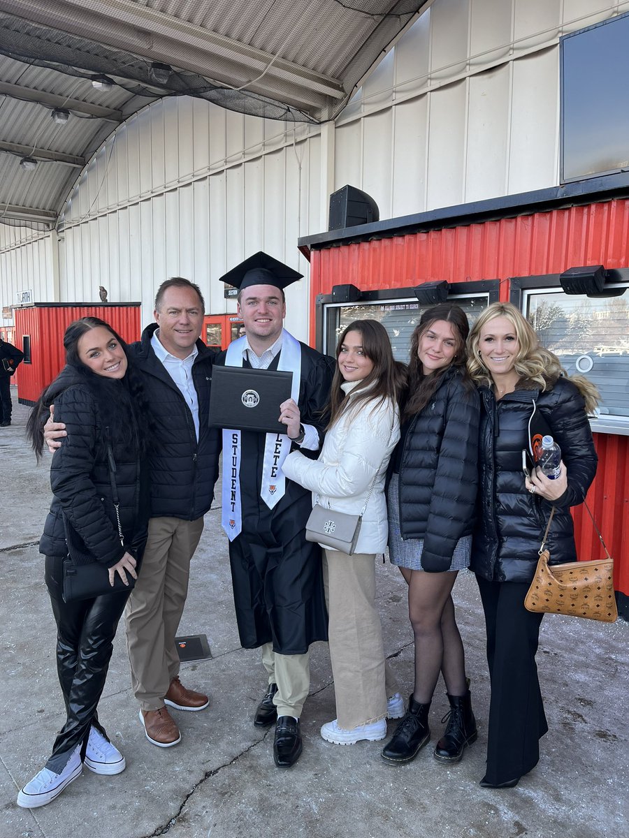 Sagan Gronauer tweet media