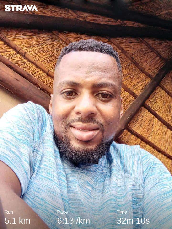 tello_rams's tweet image. 2023 log book opened 
After a successful 2022, we take it easy in 2023 and find other means of training that will complement running 🏃‍♂️ 💪 so that we get a body that we will be proud of come end of the year.
#fetchyourbody2023 
#RunningWithTumiSole 
#IPaintedMyRun