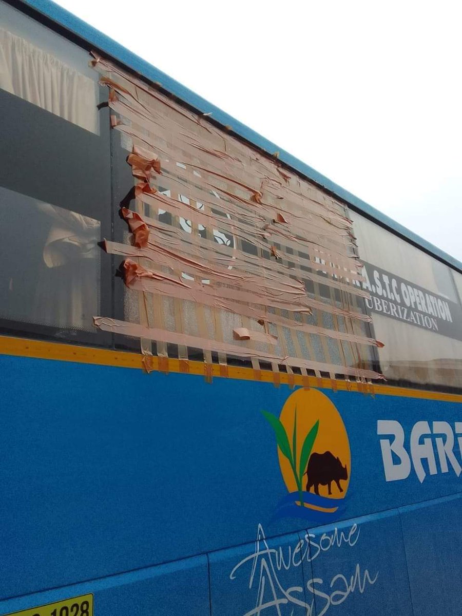 TusharAAP's tweet photo. Stones pelting is observed on buses yesterday night on 
BARBIE TRAVELS
MANJUSHNA
A. R SUPER
ORTIVE BENZ
NIHA 
This may be a risk to lot of lives as drivers may loose control of the bus with passengers on board during fog @assampolice @gpsinghips @himantabiswa @ParimalSuklaba1 https://t.co/Td1MGLELa5