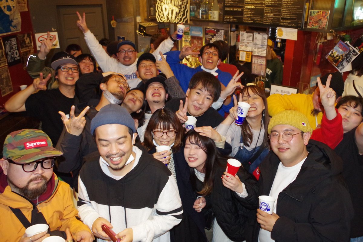 aishukaido's tweet photo. 【届け!!】1月3日 THE PORTER pre.米騒動2023@新宿ANTIKNOCK、あれこれ写真その4。その他は→ https://t.co/OFDo4FwV4c #THEPORTER #FrisBeeDog #FORMALIN #米騒動 https://t.co/XfB9ddGqMR