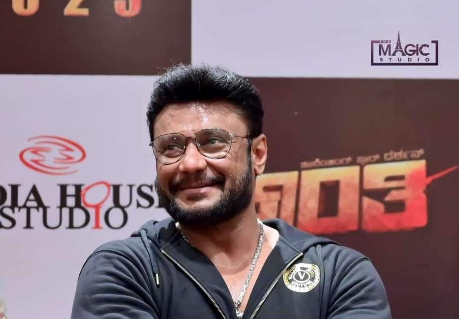 D96772532's tweet photo. ನಗುಮೊಗದ ಒಡೆಯ❤️🙏.....

#dboss #KrantiTrailer #KrantiRevolutionFromJan26th #KrantiTraileron7thJan #BoxOfficeSultan #ChallengingStarDarshan https://t.co/TmE6kZpcN6
