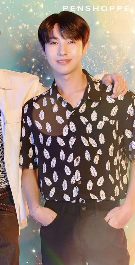 n9eos's tweet photo. hes giving tito vibes https://t.co/xJnNTDdtnN