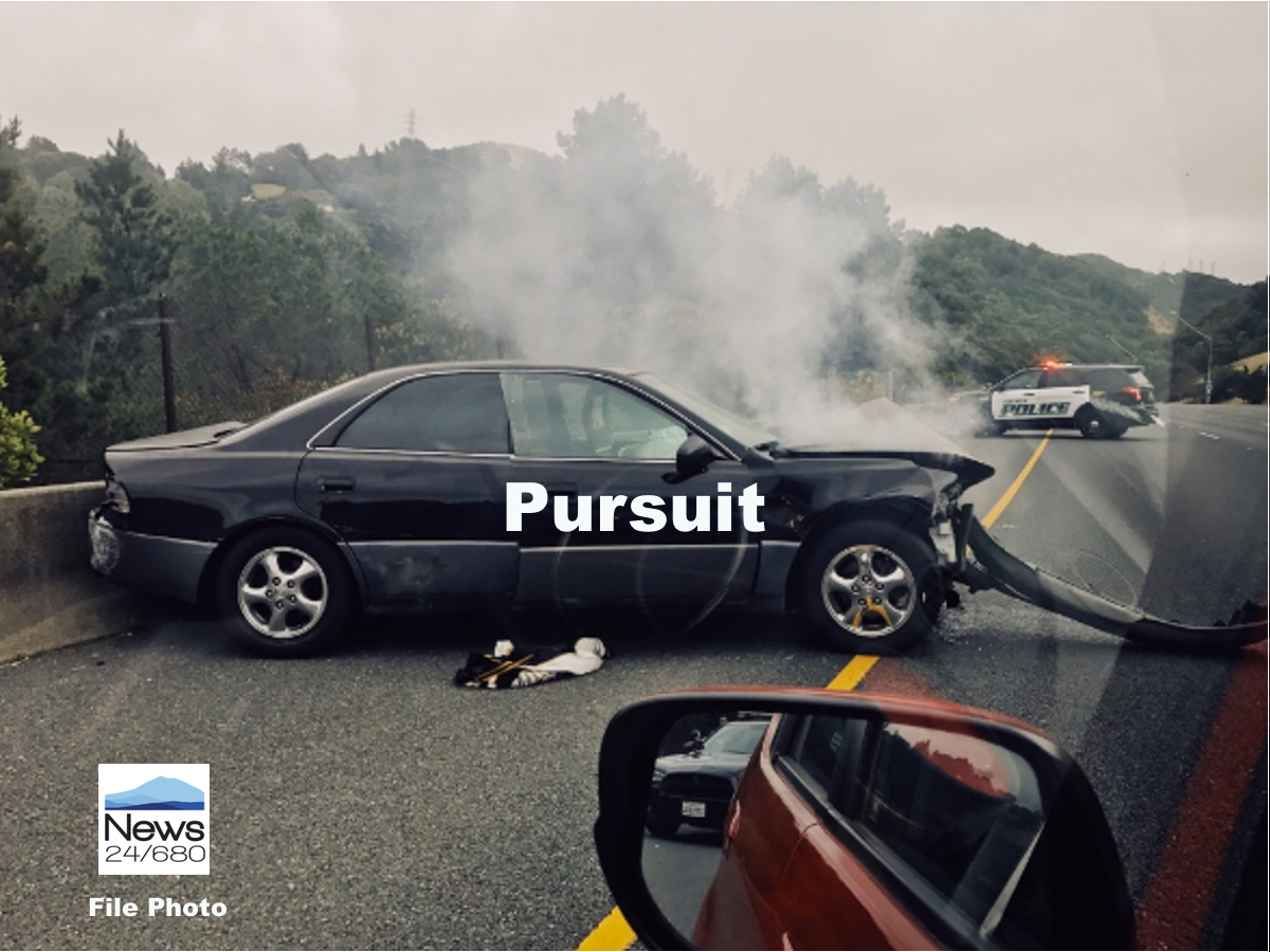 PURSUIT: #LafayettePD and other agencies behind a Honda Accord on a circuitous tour of the 24/680 - currently running south on I680 approaching the 580 split in #Dublin. High speeds - do not approach.