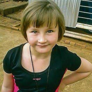 TraditionalMike's tweet photo. Please share this purple 💜 heart in memory of Kayla Meyer who's birthday would have been today. She (and her family) were #farmmurder victims in South Africa in 2016. @annelisalee @aussie000050 @artislife14 @CairnsBoer @NoWhiteGuiltNWG @RhodieEx @JohnBWellsCTM @Kimsparrow13 https://t.co/z8OJz4KNPf