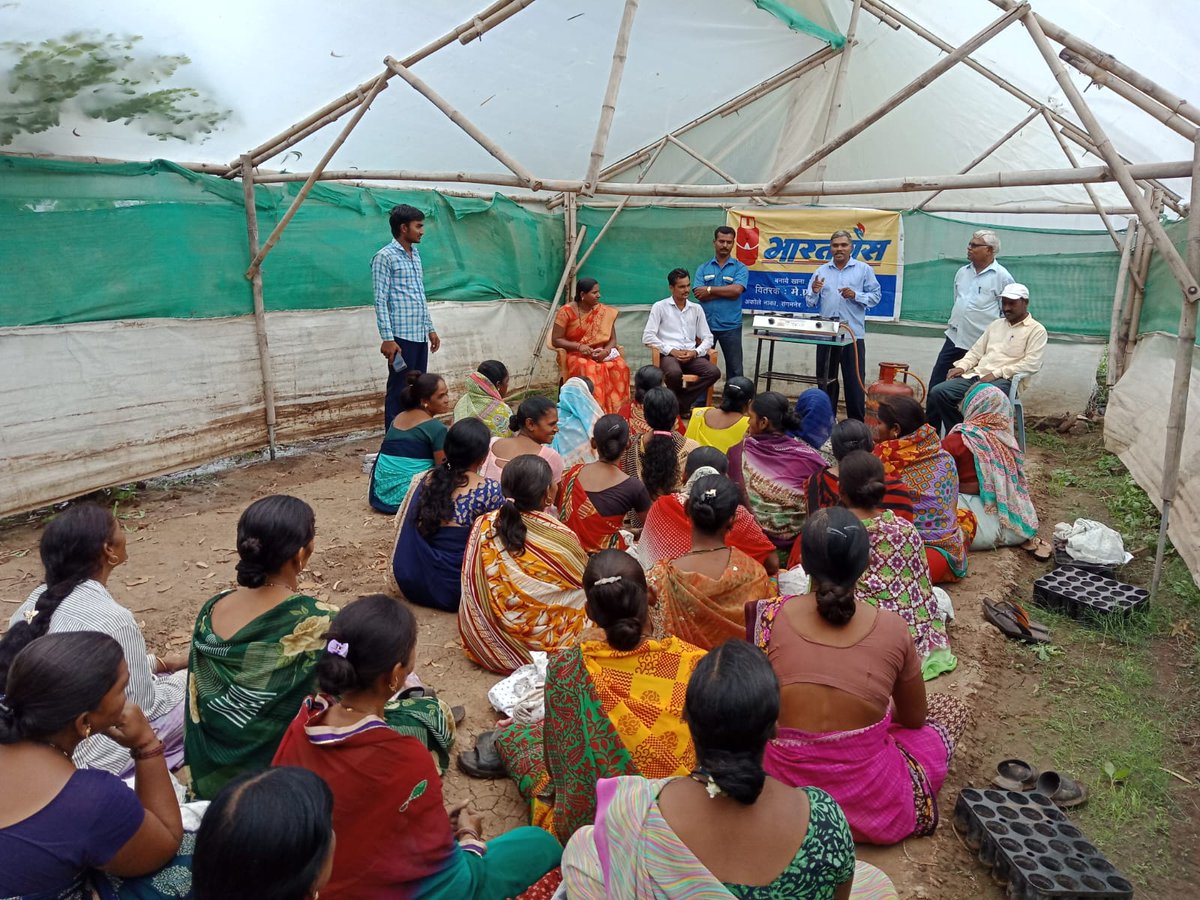 Bharatgaspune's tweet photo. Safety Clinic Conducted by Bharatgas Distributor M/s S H Jaju at Sangamner  - Pune LPG Territory On 28.12.2022. Various Safety Precautions were explained during program to customers.
@sudiptom1968 @kumar4360 https://t.co/2Eu90zLehN