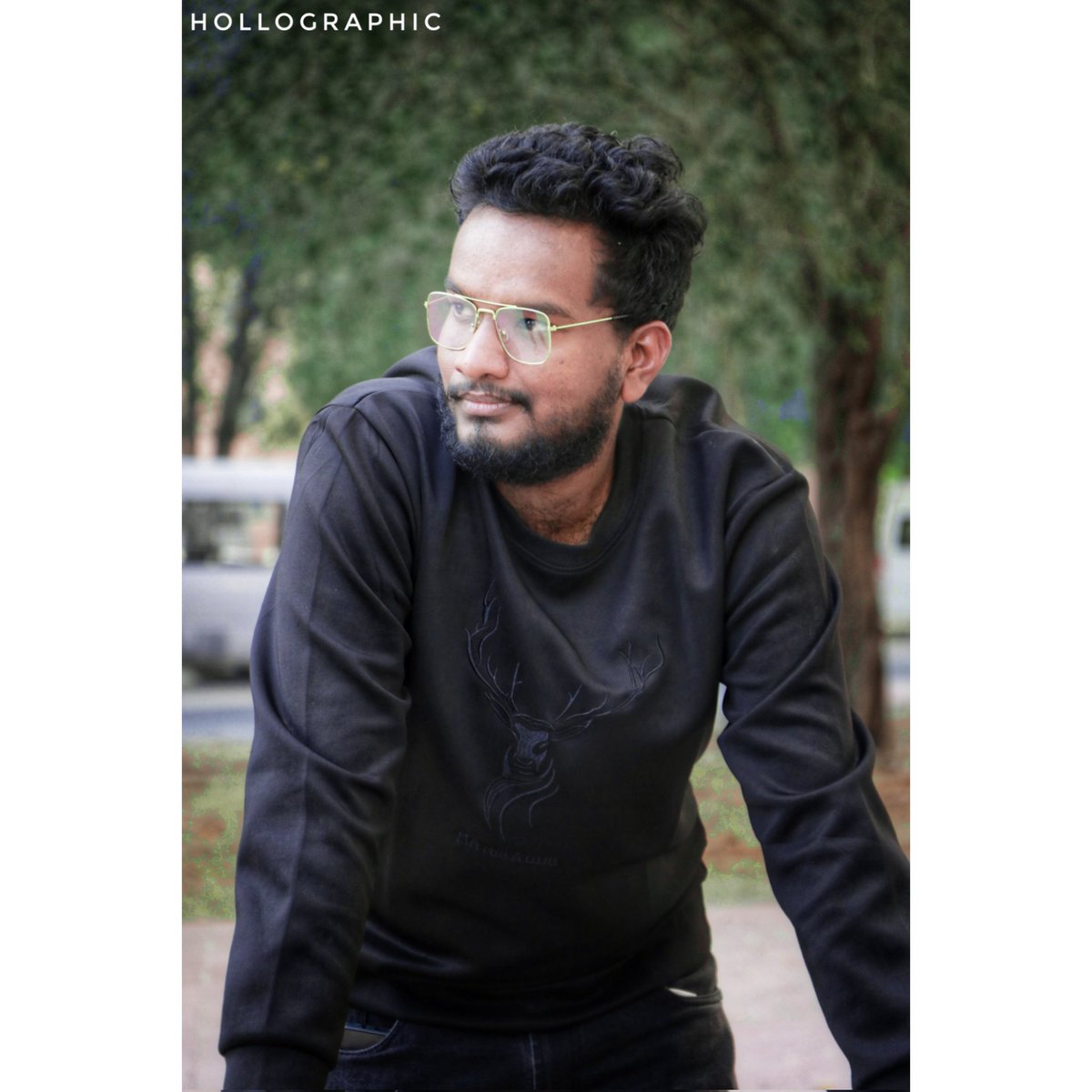 rt0498217's tweet photo. #NewProfilePic #instagram #Google #Facebook #music #goodmorning #Dubai  #Varisu #snapseed #Hollographic #godowncountry 🌴🌴🌴🌿🍁 #WINTER https://t.co/vDYpm4OE9l
