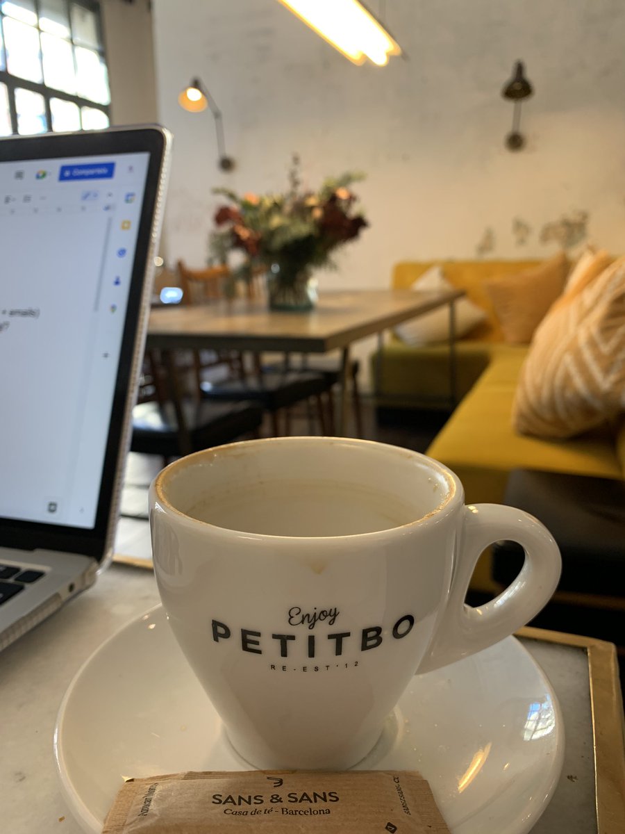 Empezando en año con buen pie… cafelito con <a href="/Laia_Llinas/">Laia Llinàs</a> para planificar el año que se viene con <a href="/TerptalksC/">TerpTalks Community</a> ✨💪🏻😍