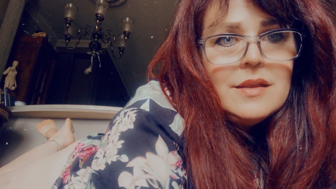 morgana196767's tweet photo. Happy New Year! Wishing you a New Year full of happiness, love and great Sex! Making me feel like you are wanting me badly is the most wonderful sexiest feeling and a fabulous start to this New Year. All my Love Morgana
https://t.co/UL8Co6YApE #biggerwoman
#older #boobs #lovable https://t.co/DKBnHvQg3y