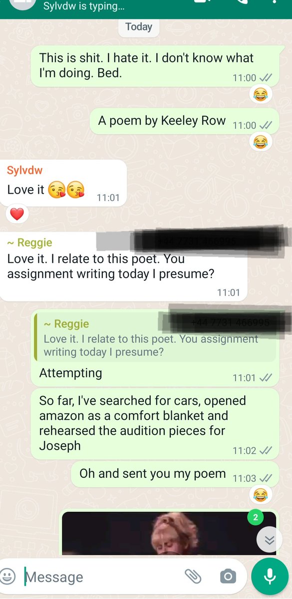 ADHKee's tweet image. Essay writing is going super well...maybe I could quit and write relatable poetry instead #university #studentproblems
