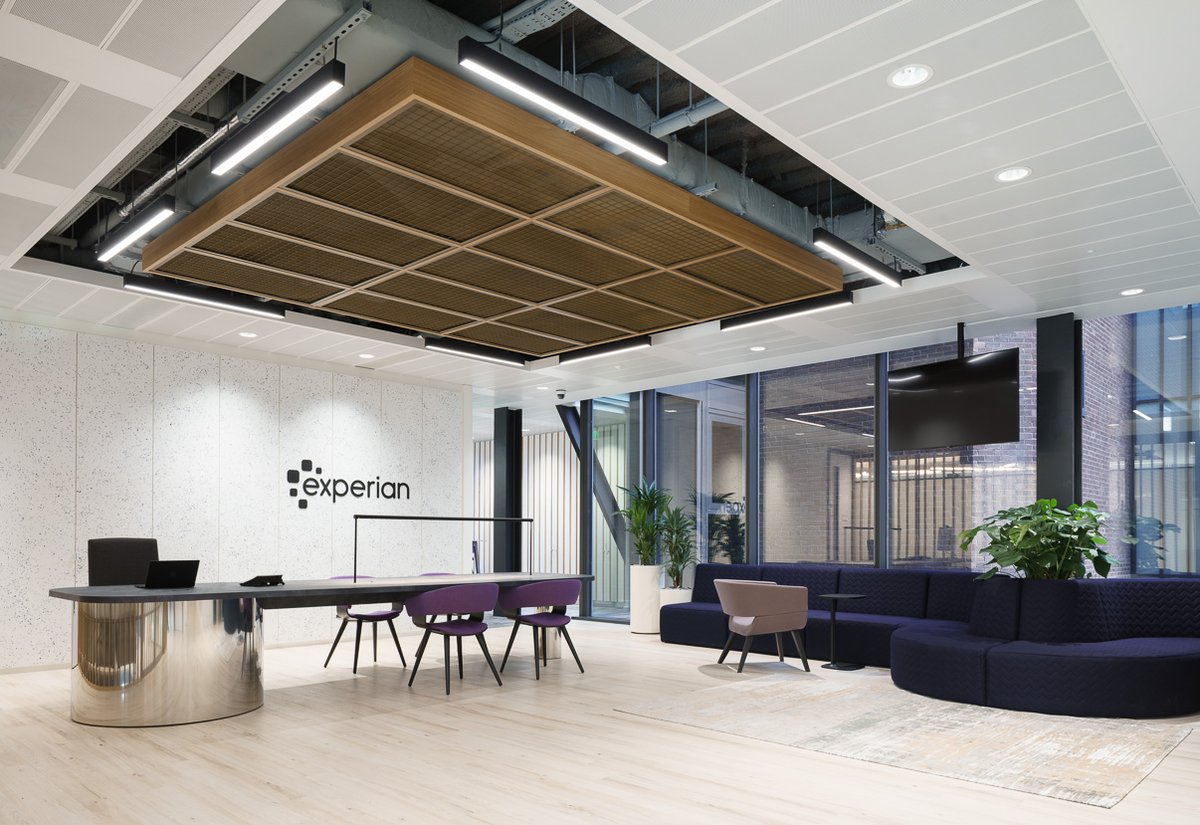 ST_Dublin's tweet photo. What better way to start the year than to showcase an exceptionally finished project for a highly valued client! We wish Experian every success in their new office space! #ClientFirst #WeLoveWhatWeDo | @Experian_US  | @CushWakeIRL | @perkinswill  | @StructureTone | @MetecEng https://t.co/qBfUxqowWX