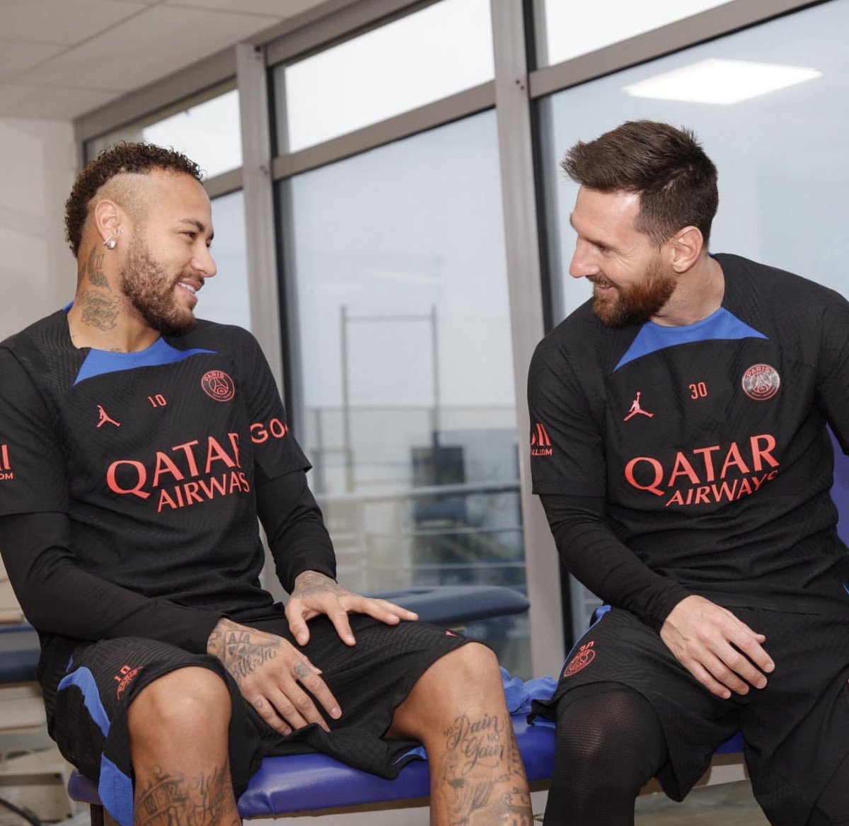 PSG_Report's tweet photo. Leo Messi &amp; Neymar earlier today..🇧🇷🇦🇷📸 https://t.co/5J4WEzmjqc