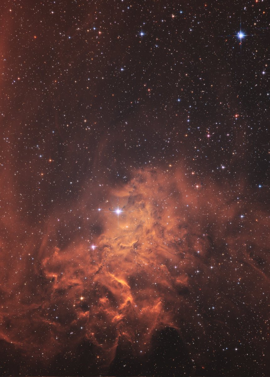 Flaming Star Nebula, IC-405. 

6x1200 Ha, 10x1200 Oiii, 90 x 30 RGB

#astrophotography #qhy #nebulae #astronomy