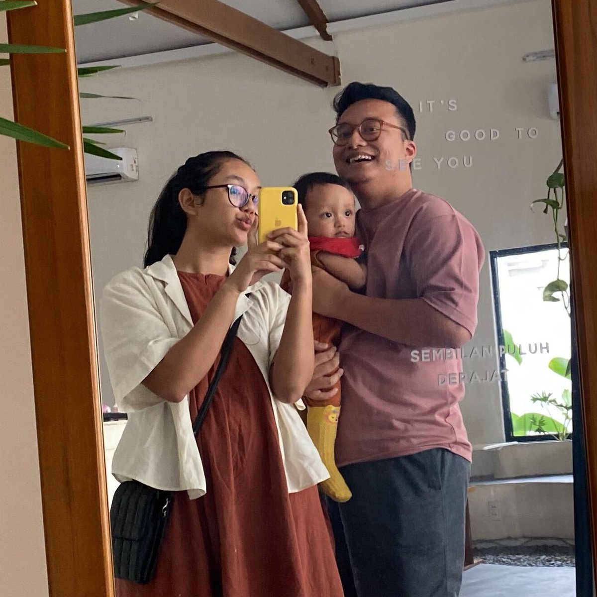 dadimdum's tweet photo. 10 YEAR CHALLENGE

Post a pic of yourself from 10 years ago and a recent one.

*bedua mulu sama ni anak @thatsallsis bosen ga? https://t.co/AQA5Nat9Cm