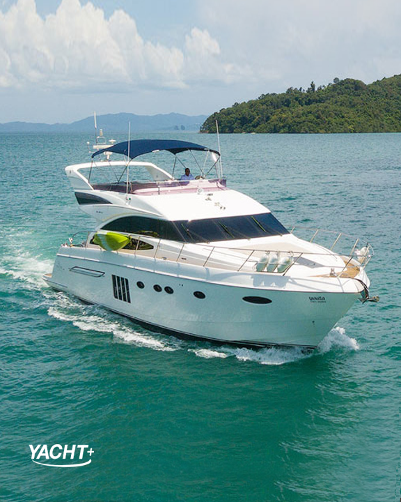 TheYachtPlus's tweet photo. Sea breeze, cocktails and endless laughter. What a way to kick start the new year! Moonbreeze, located in Thailand is built at 64.8ft. It is able to accommodate up to 18 guests, so download our app and charter today!

https://t.co/tsZhJH2sIv https://t.co/OhddeOgFTK